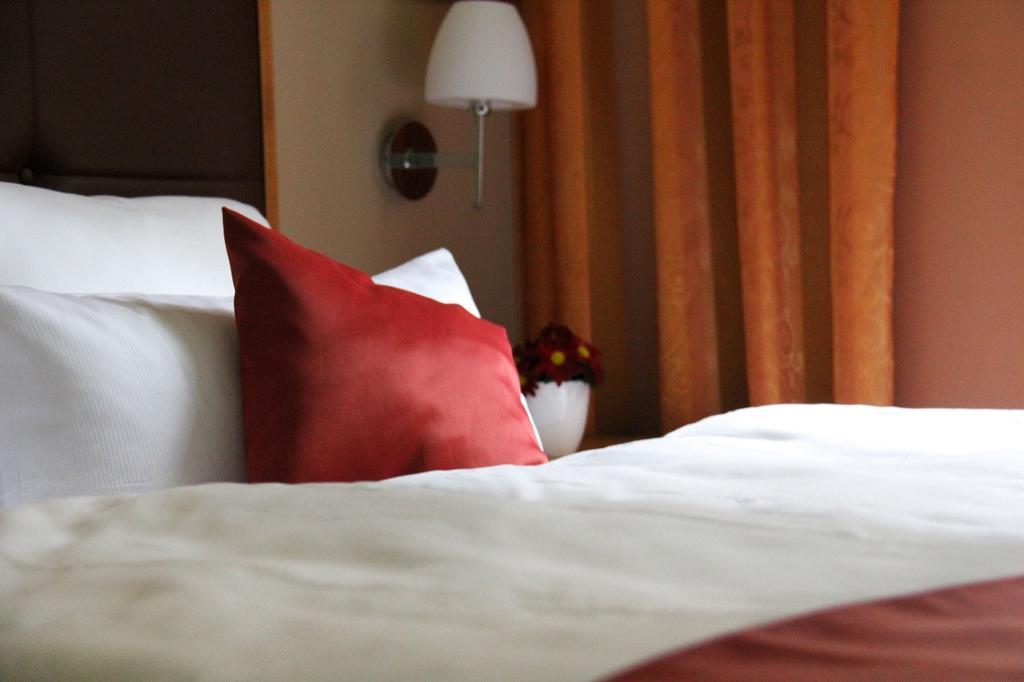 Landhotel-Neunburg Нойнбург-форм-Вальд Экстерьер фото